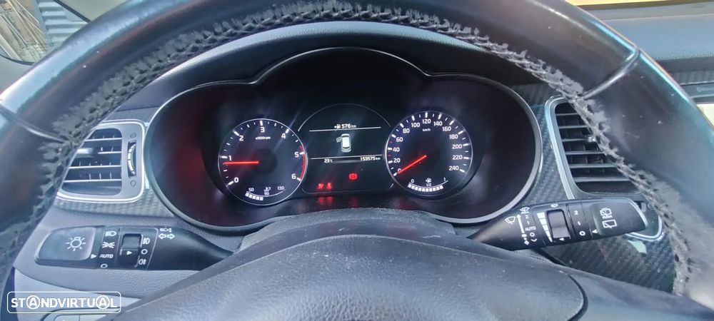 Kia Carens 1.7 CRDi ISG TX - 4