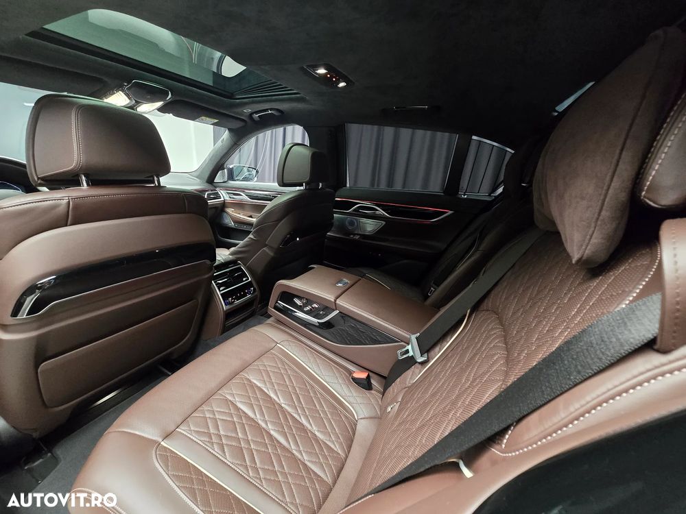 BMW Seria 7 750i xDrive - 21