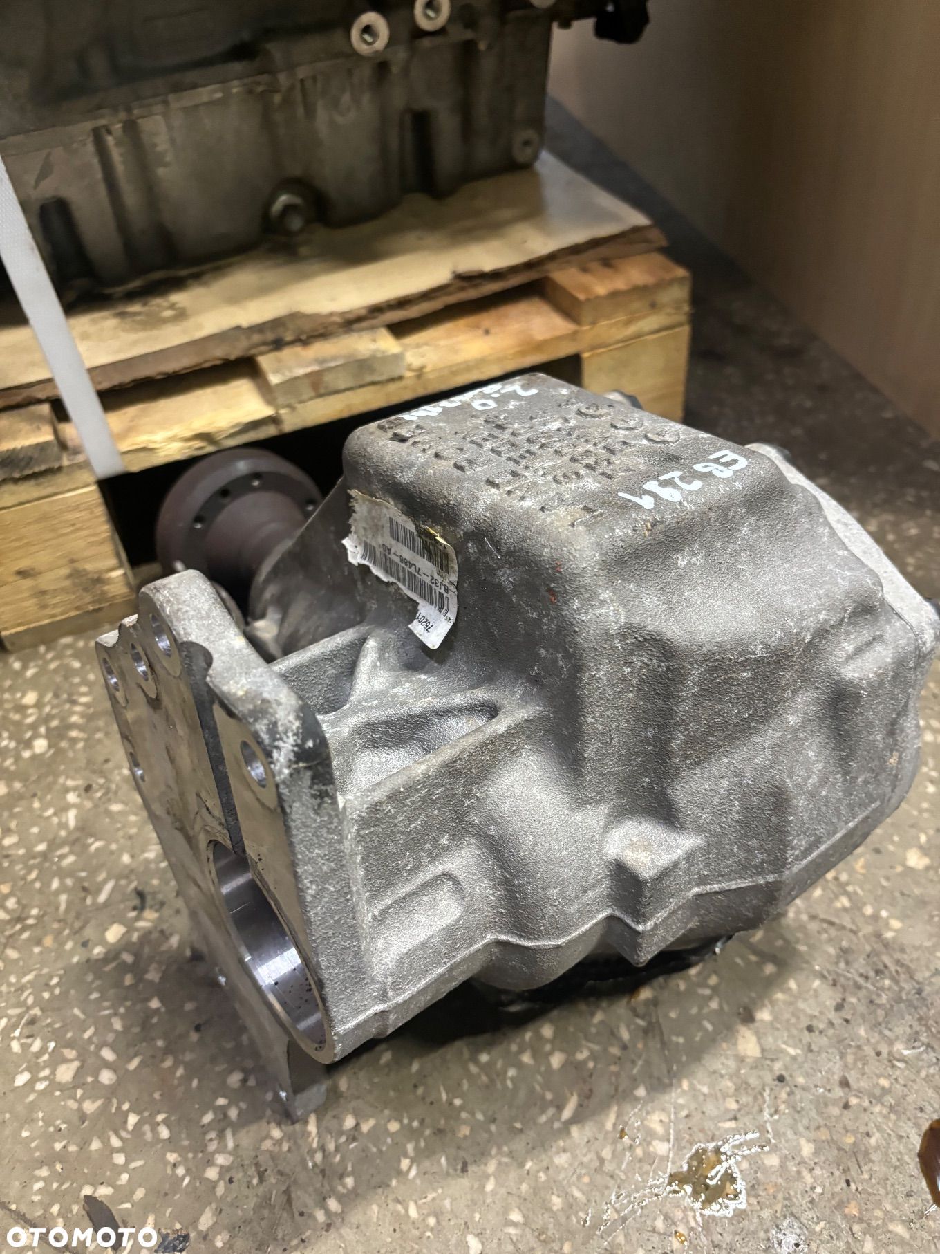 Reduktor skrzynia katowa Range Rover Evoque 2.0 benzyna bj32-7l486-ac bj327l486ac 7520120791 - 1
