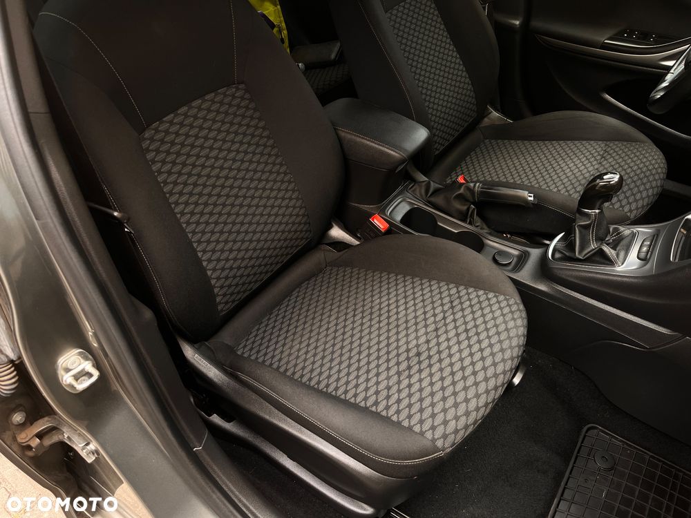 Opel Astra 1.6 CDTI Elite - 19