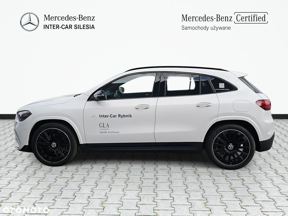 Mercedes-Benz GLA 200 Business Edition - 9