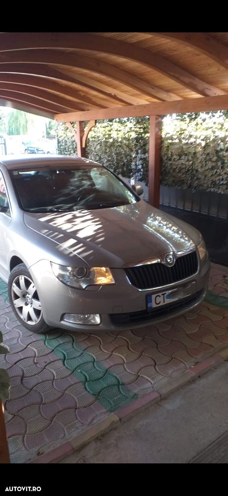 Skoda Superb 2.0 TDI Elegance DSG - 15