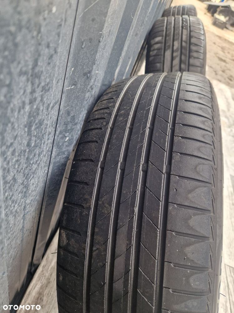 koła komplet dacia duster ii 215/65r16 - 2