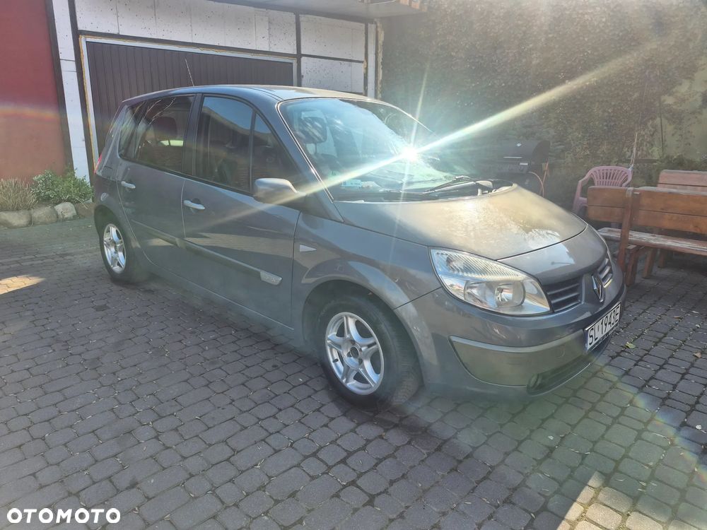 Renault Scenic 1.6 16V Confort Expression - 17
