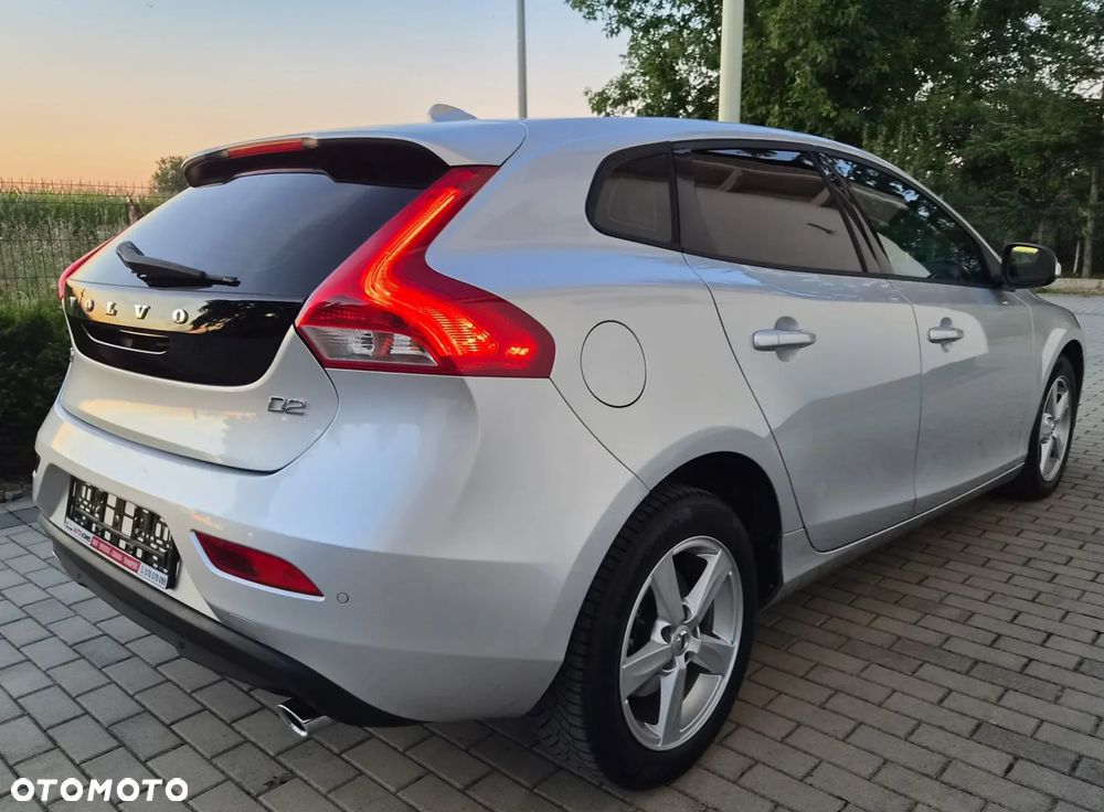 Volvo V40 D2 Kinetic - 5
