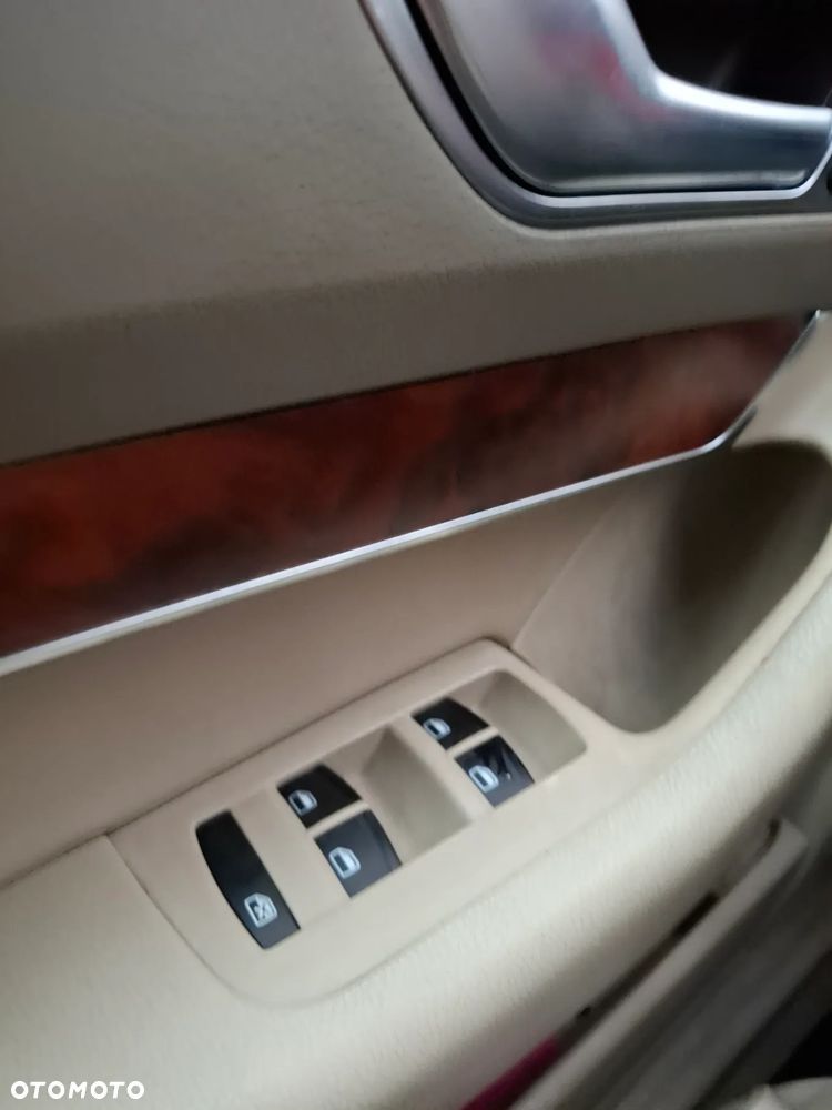 Audi A6 Limousine 3.0 TDI DPF quattro tiptronic - 11