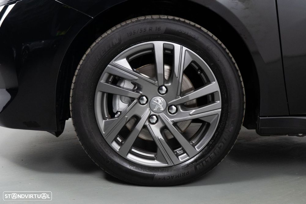 Peugeot 208 1.2 PureTech Active Pack - 18