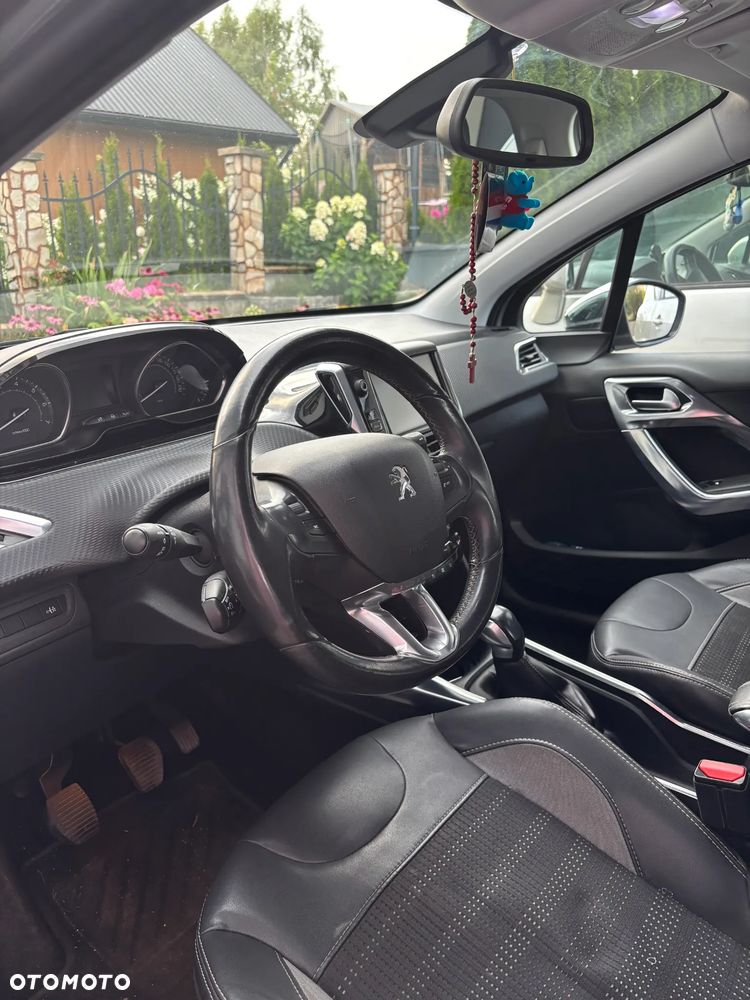 Peugeot 2008 1.6 VTi Allure - 5