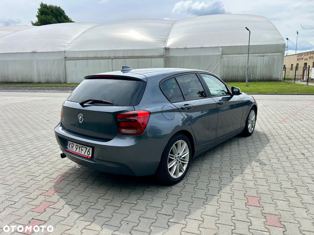BMW Seria 1 - 25