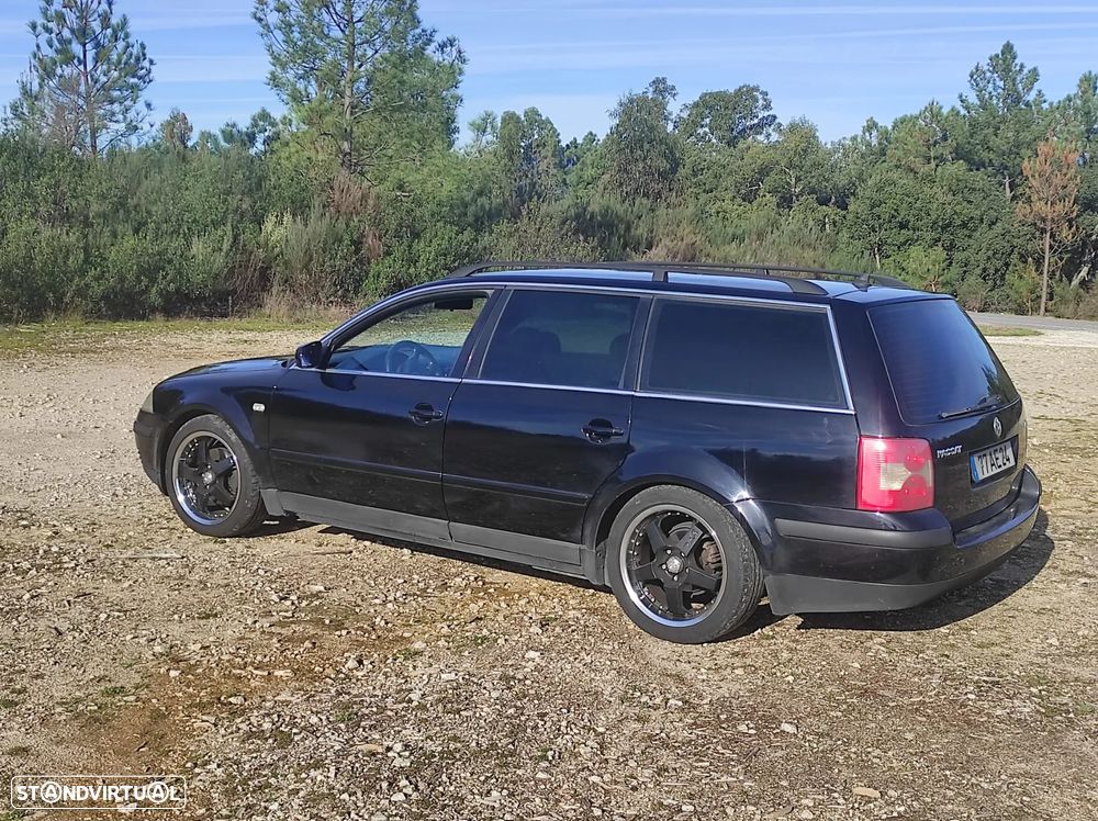 VW Passat - 4
