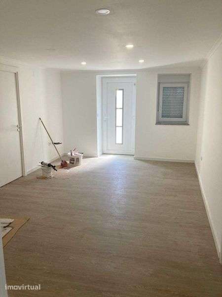 Apartamento T2 Renovado Parada - Carregal do Sal - Grande imagem: 3/9
