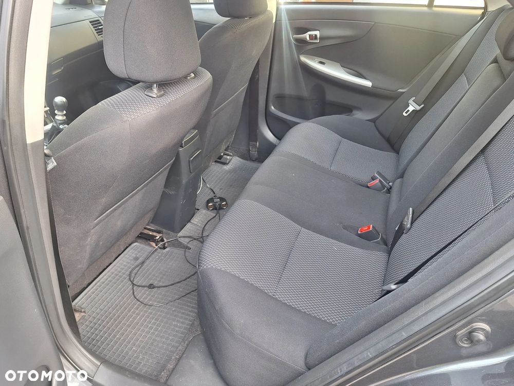Toyota Corolla 1.6 Prestige - 12
