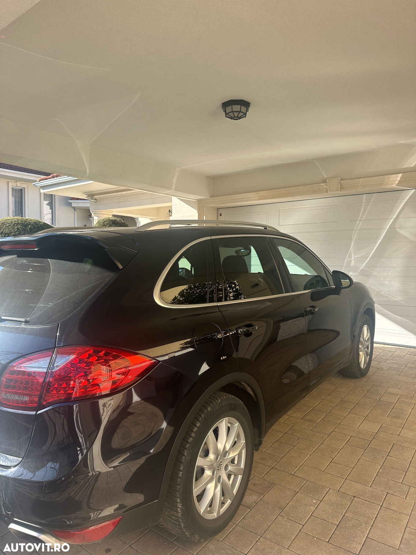 Porsche Cayenne - 4