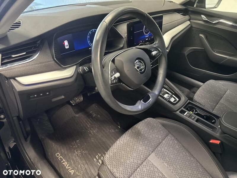 Skoda Octavia 2.0 TDI 4x4 Style DSG - 11