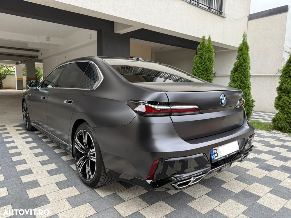 BMW M7 M760e xDrive AT PHEV - 4