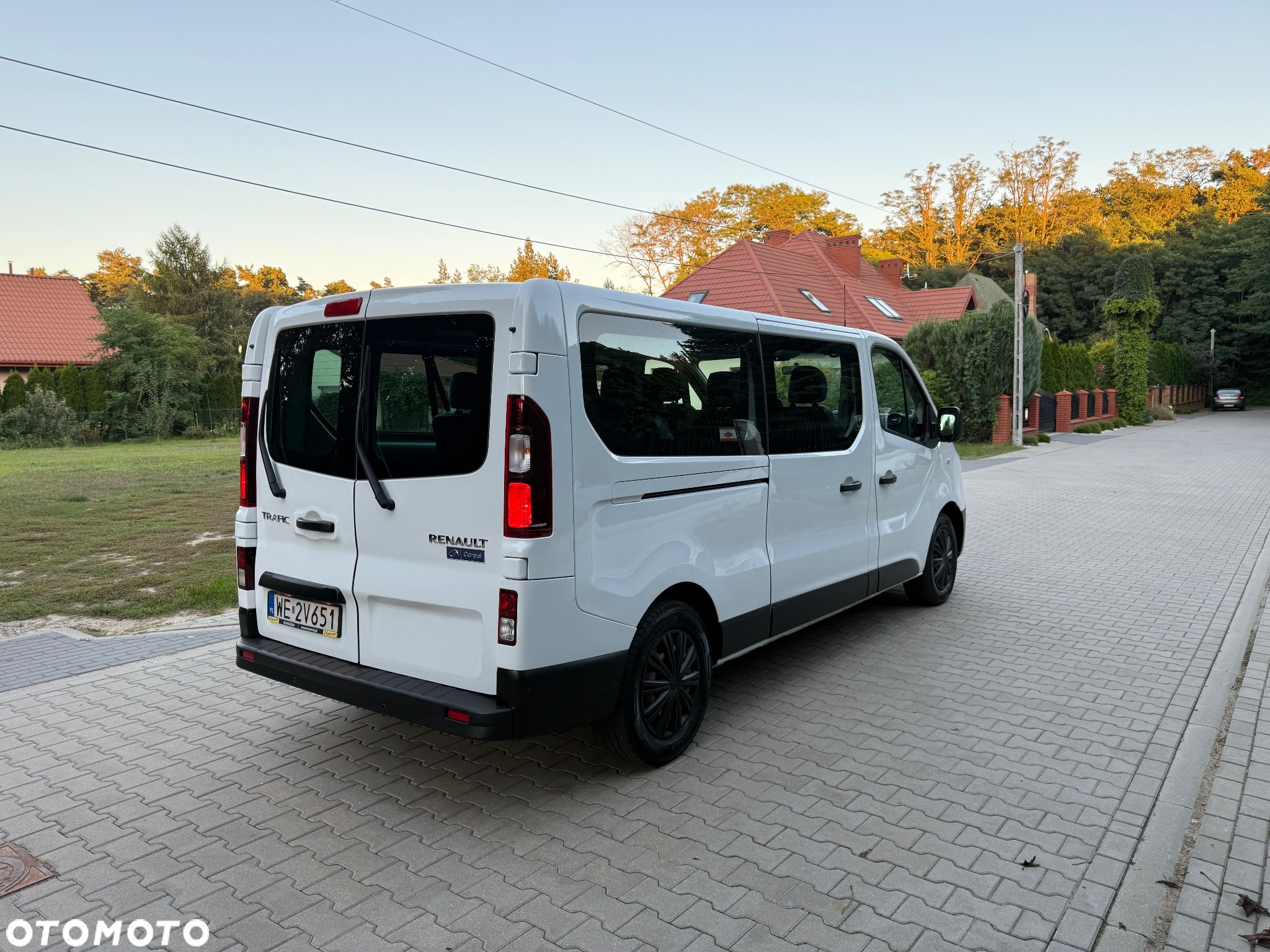 Renault Trafic 2.0 dCi L2H1 HD Business (bryg.) - 8