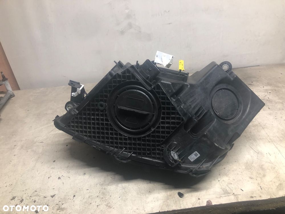 MERCEDES GLC W253 LIFT LAMPA LED PRAWY PRZÓD EUROPA A2539065003 - 5