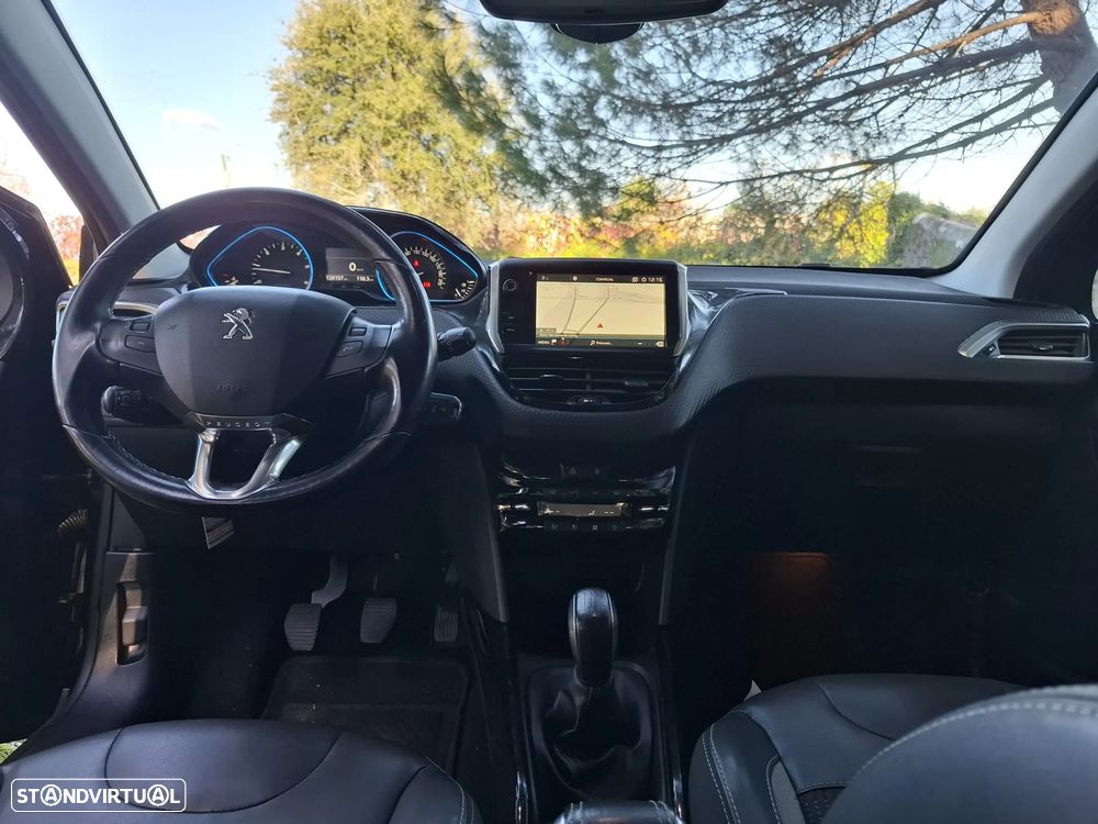 Peugeot 2008 1.6 BlueHDi Allure - 23