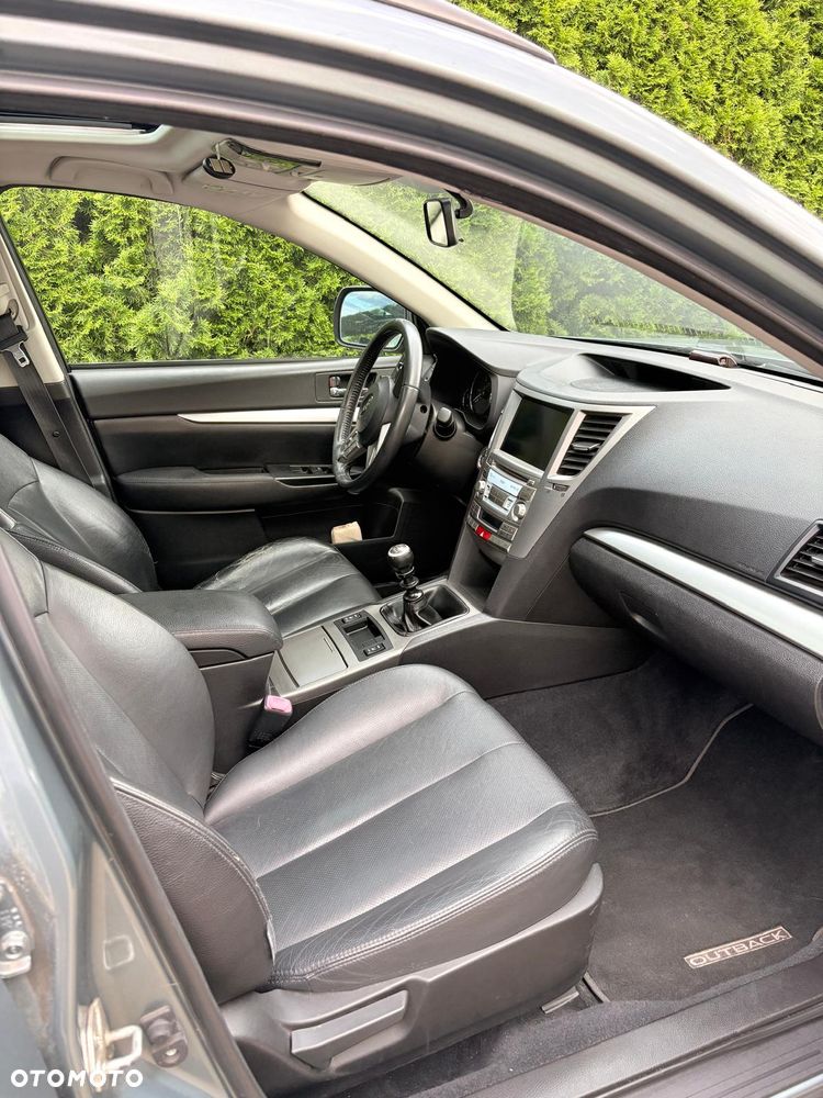 Subaru Outback - 2