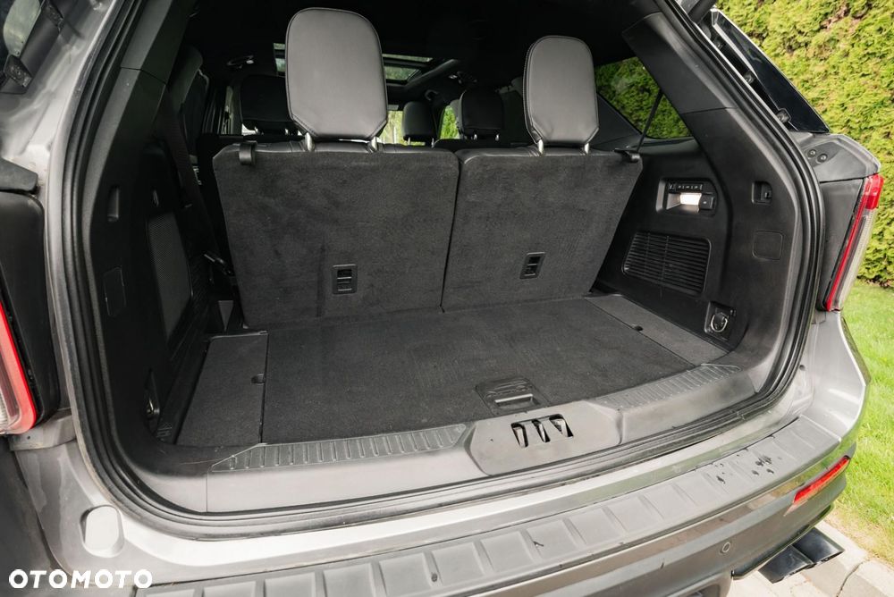 Ford Explorer - 38
