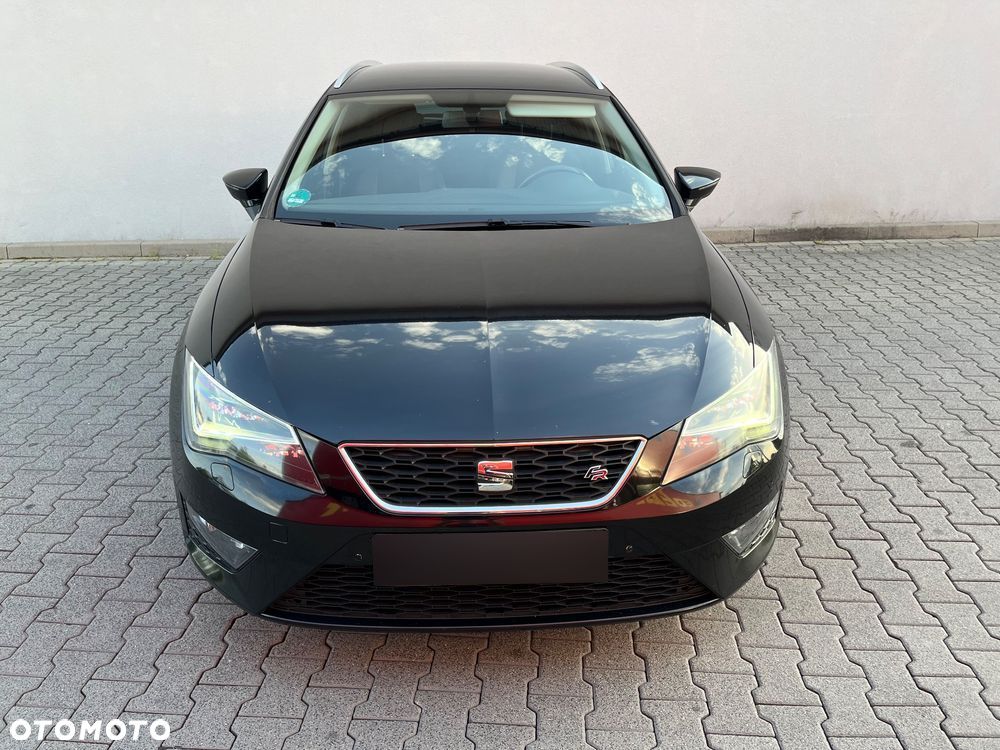 Seat Leon 2.0 TDI FR Black S&S - 9
