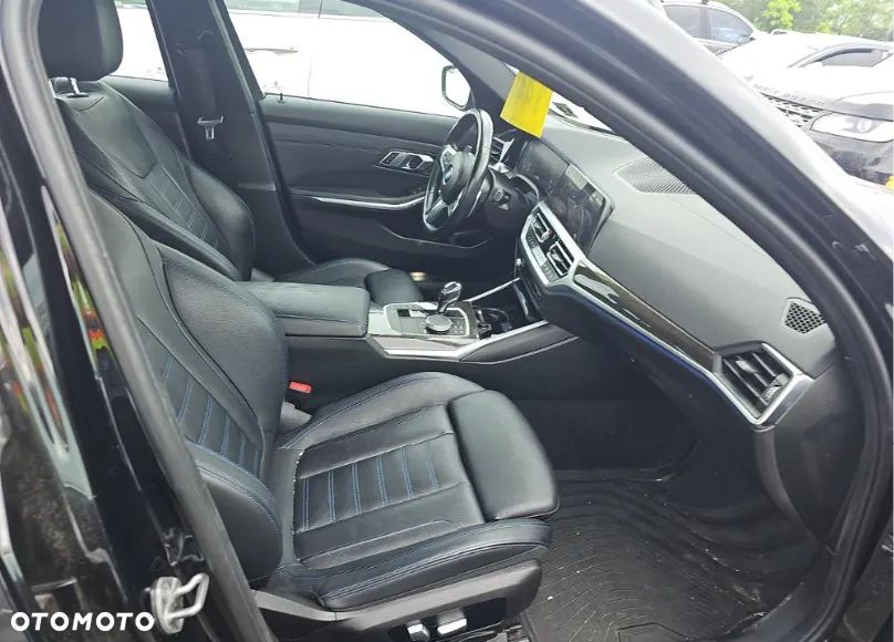 BMW Seria 3 330i xDrive M Sport - 7