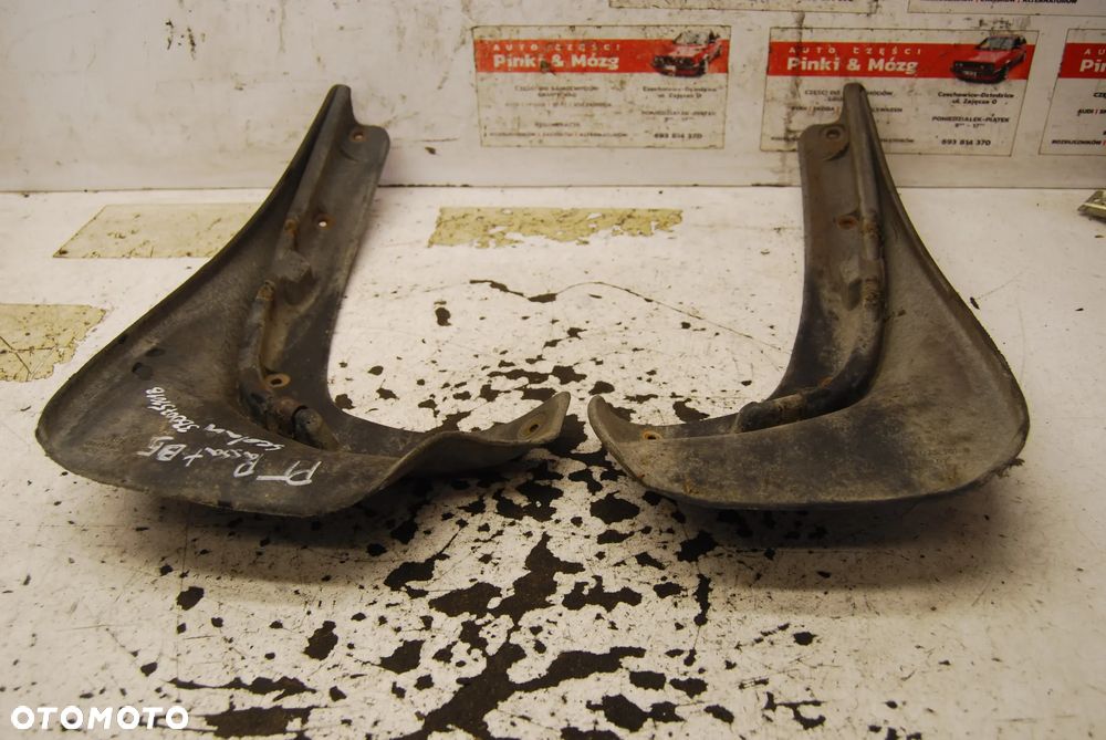 CHLAPACZ CHLAPACZE LEWY TYŁ TYLNY VW PASSAT B5 LIFT SEDAN 3B0075101B - 2
