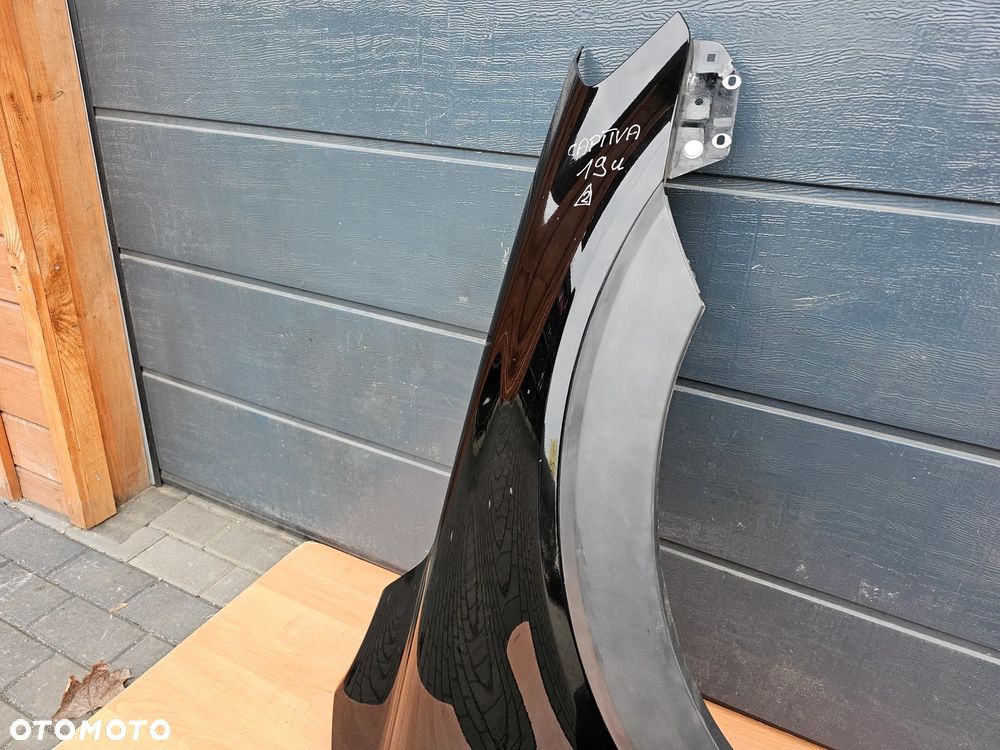 BŁOTNIK PRAWY PRZEDNI PRZÓD CHEVROLET CAPTIVA 19U - 10