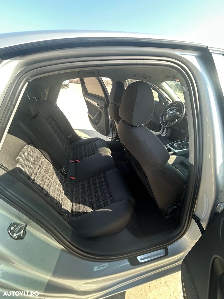 Audi A4 2.0 TDI DPF multitronic Attraction - 16