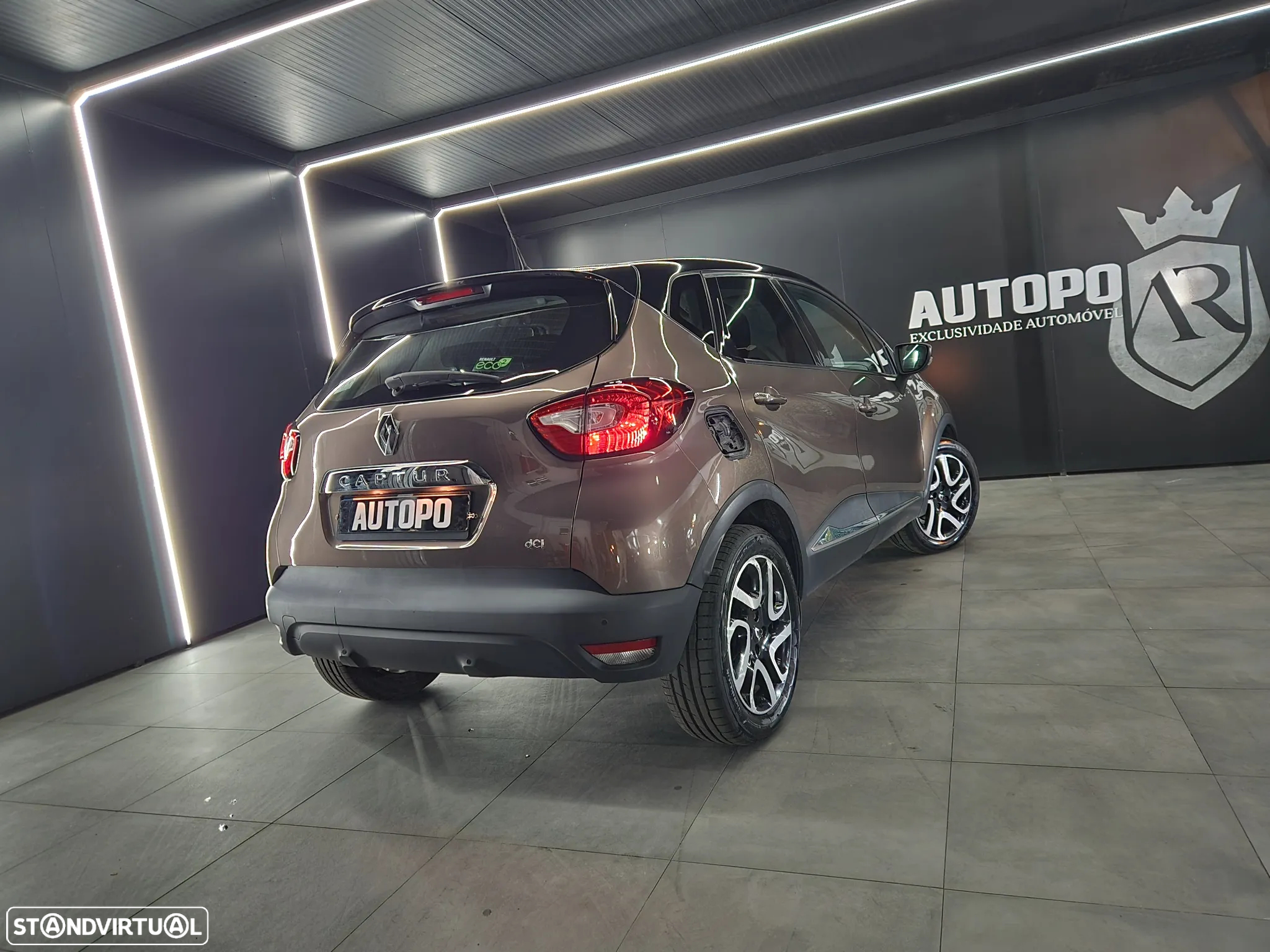 Renault Captur 1.5 dCi Exclusive - 13