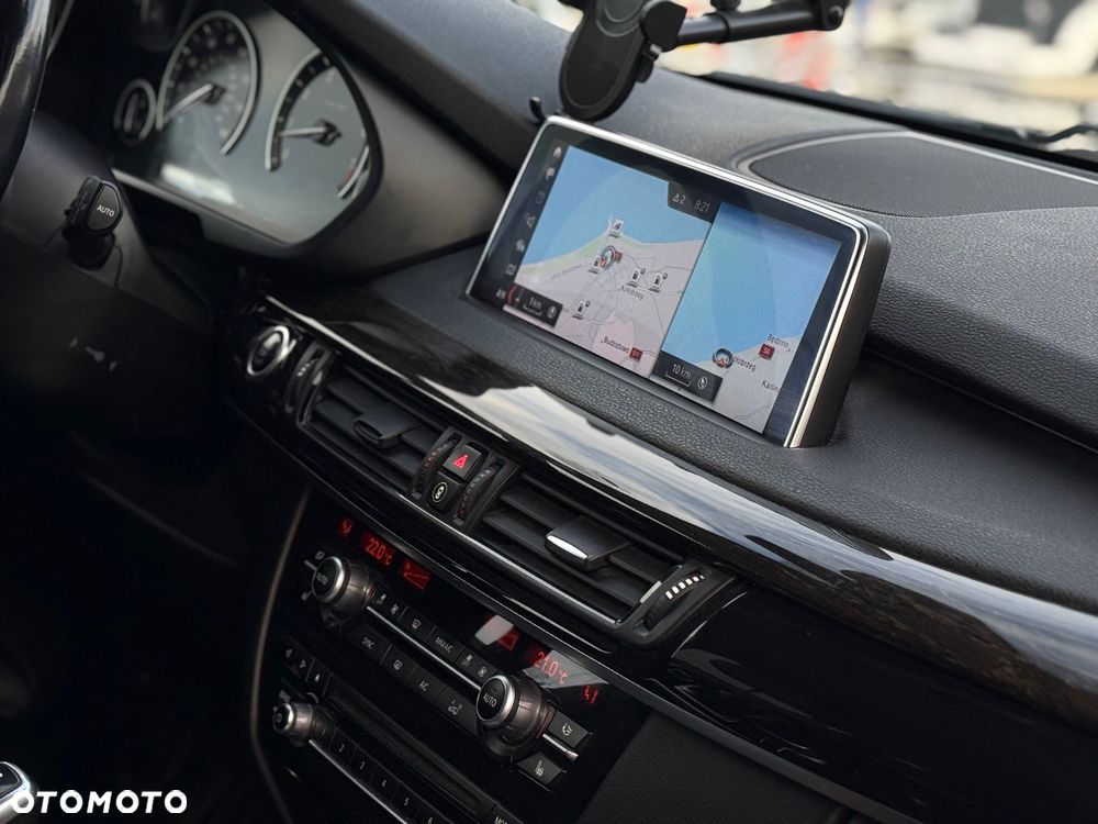 BMW X5 xDrive35i - 20