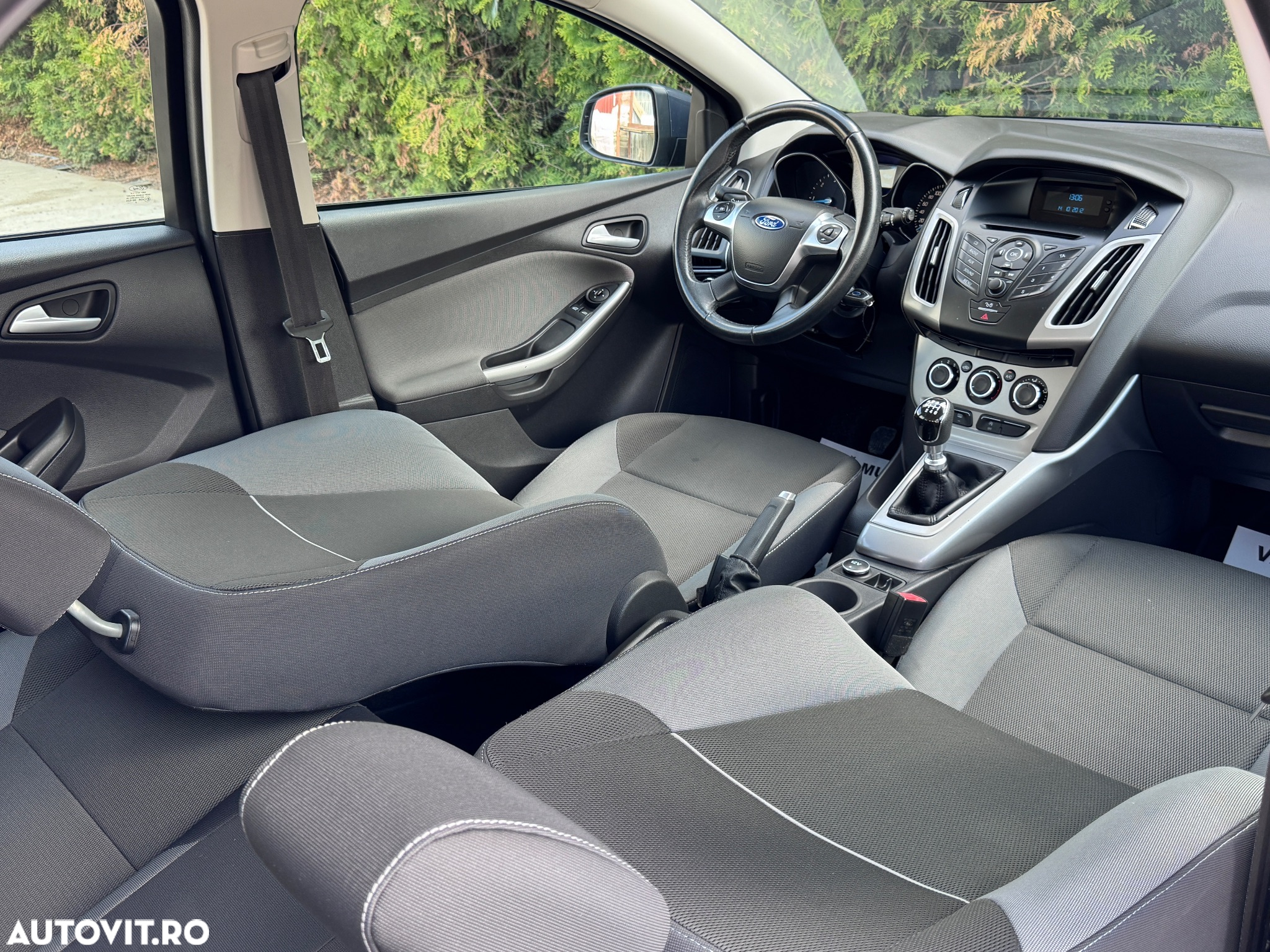 Ford Focus 1.6 TDCI DPF Ambiente - 7