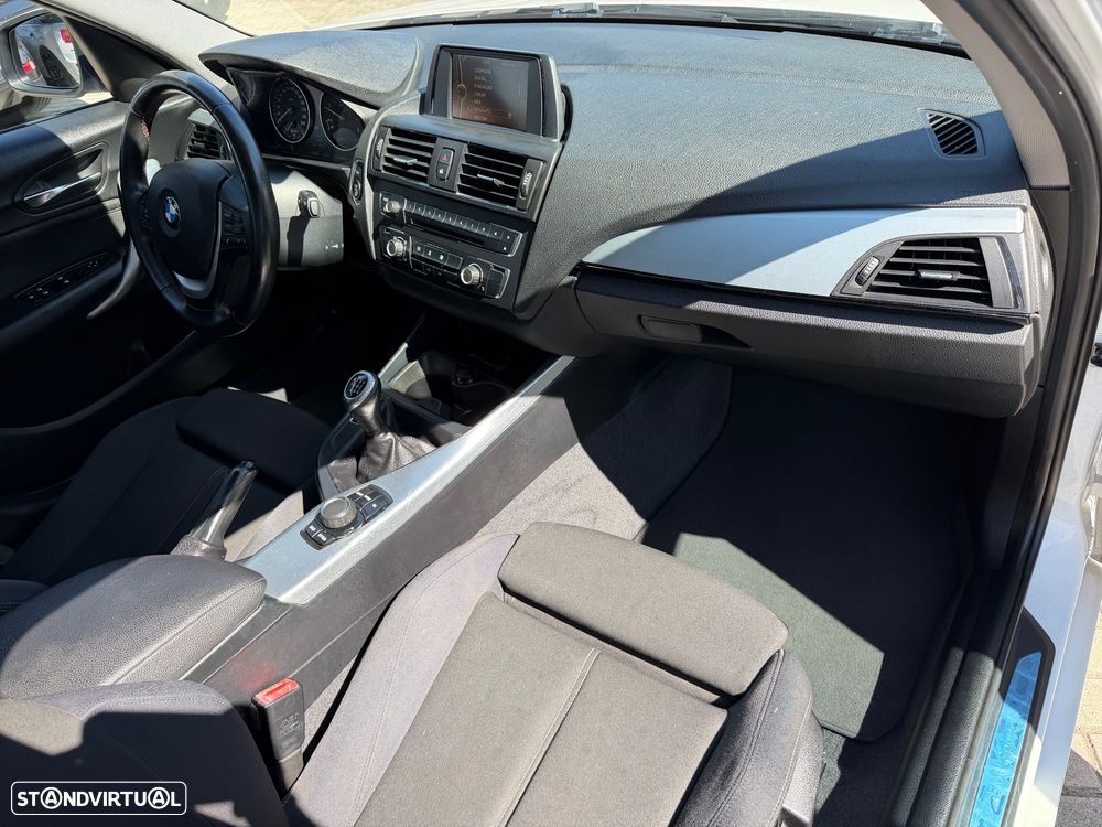 BMW 116 d EDynamics Line Sport - 12