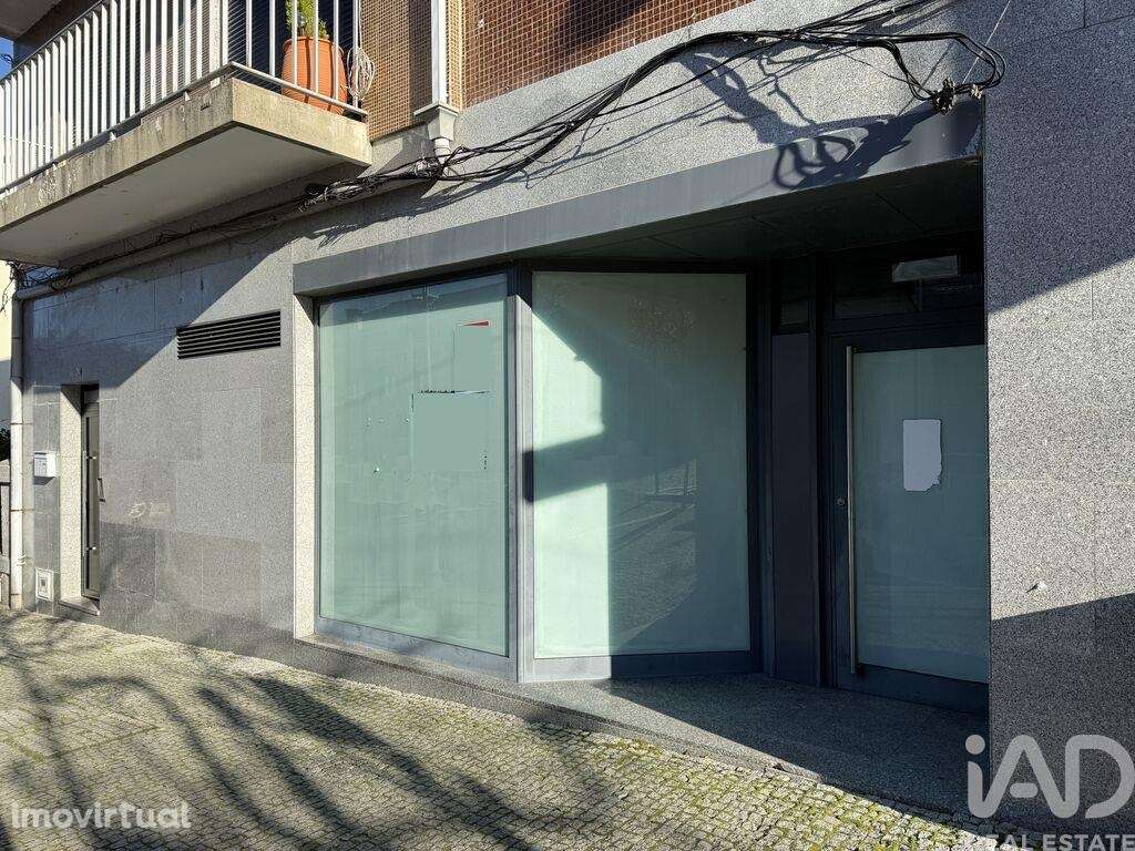 Loja / Estabelecimento Comercial T1 em Bornes de Aguiar de 250,00 m2 - Grande imagem: 4/14