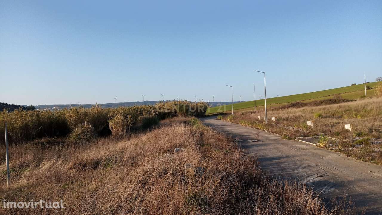 Terreno Urbano - Aldeia da Merceana - Alenquer - Grande imagem: 4/8