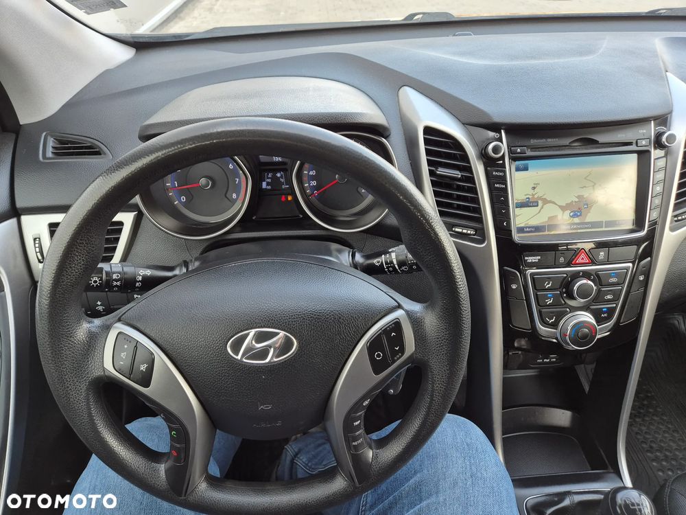 Hyundai i30 1.4 Comfort - 10