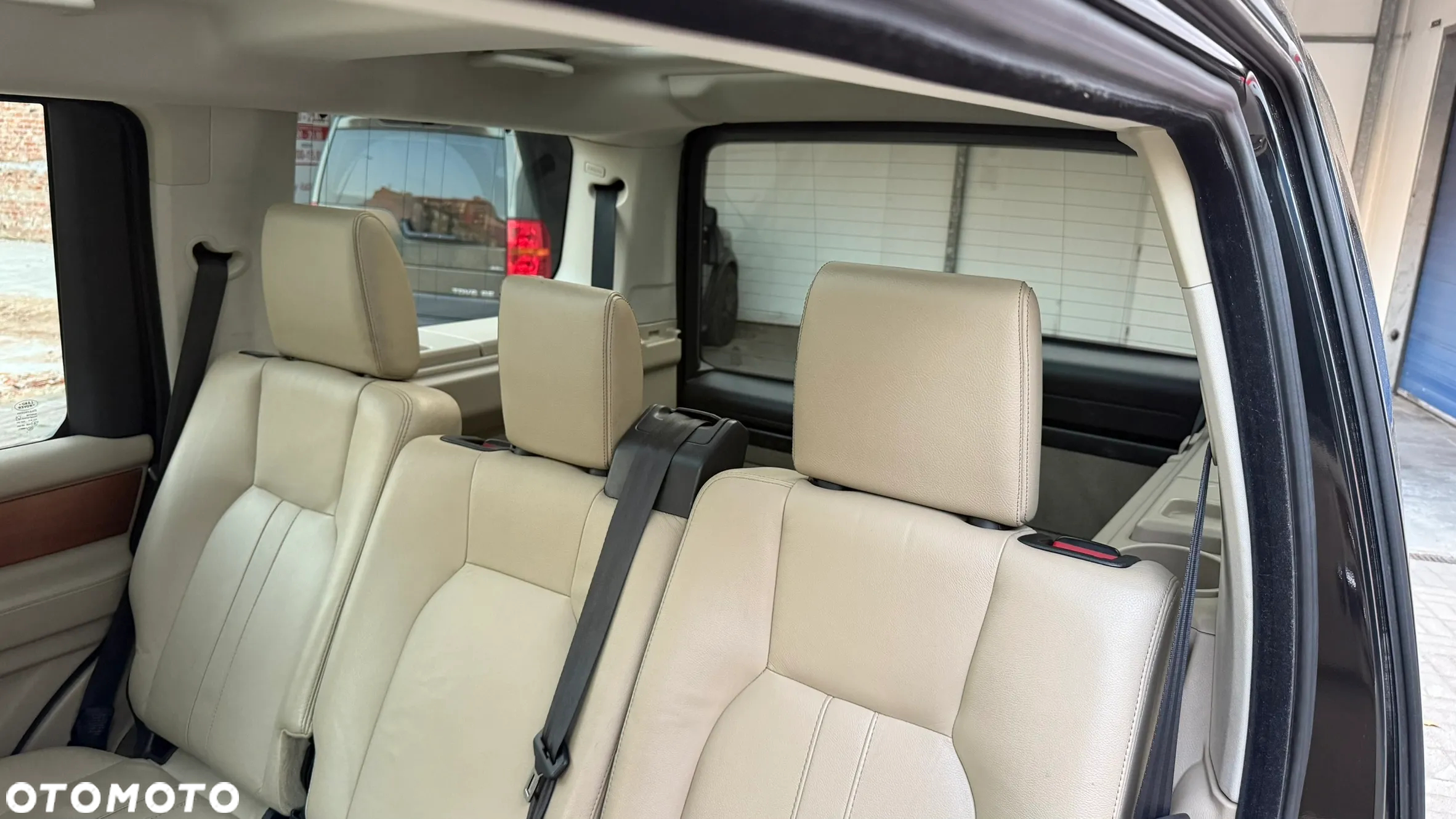Land Rover Discovery IV 5.0 V8 HSE - 12