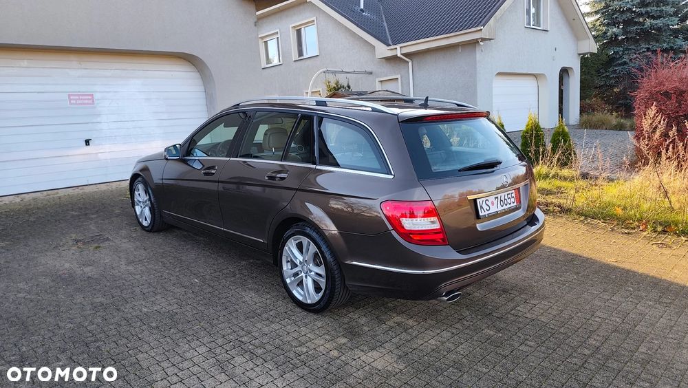 Mercedes-Benz Klasa C 220 (BlueTEC) d BlueEFFICIENCY Edition 7G-TRONIC Avantgarde - 18