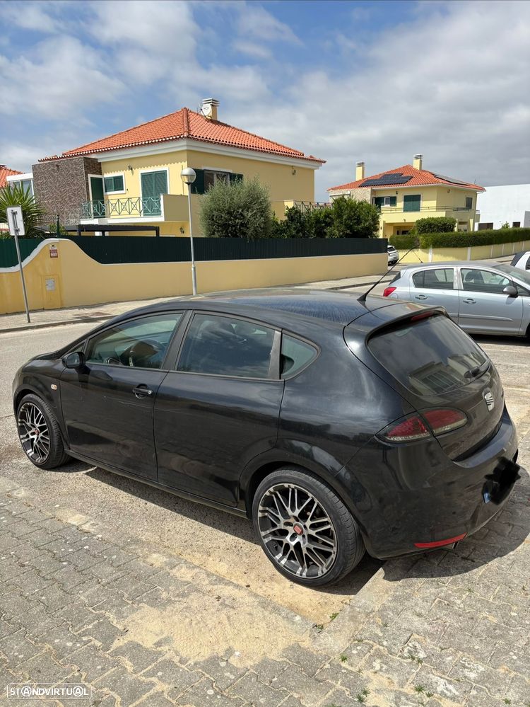 SEAT Leon 1.6 16V Signo - 3