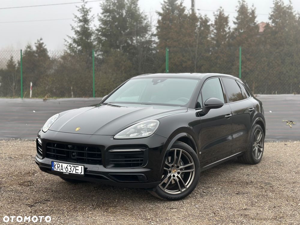 Porsche Cayenne - 4
