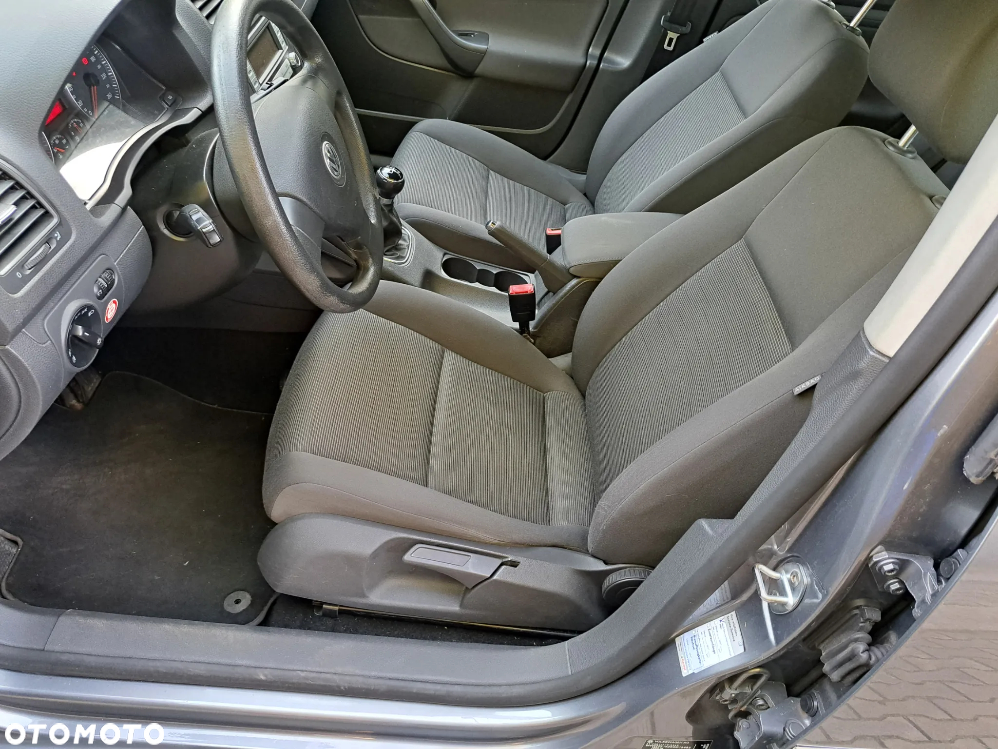 Volkswagen Golf 1.9 TDI Comfortline - 4