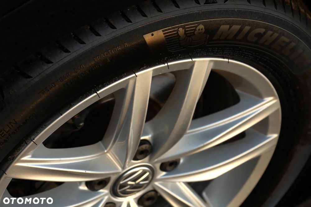 Volkswagen Golf 1.5 TSI BMT Comfortline - 12