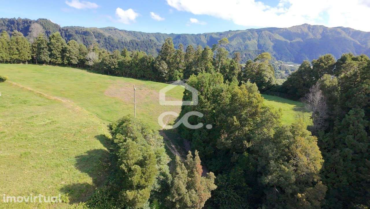 Terreno com 7.277,00m2 - Furnas - Povoação - Grande imagem: 4/13