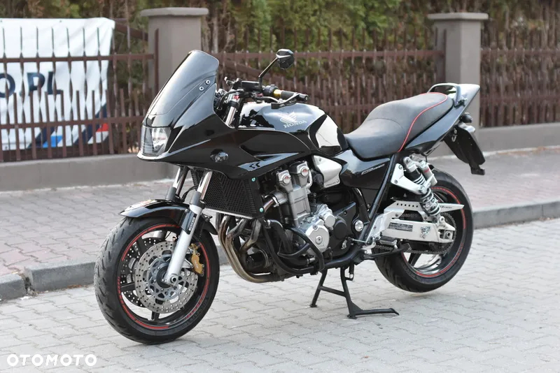 Honda CB - 22