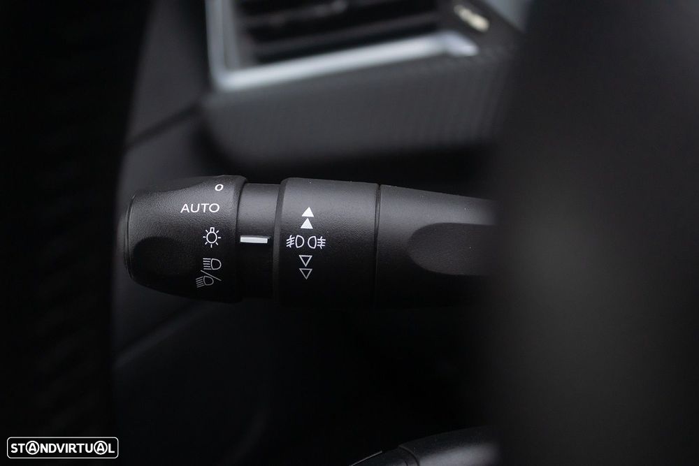 Peugeot 208 1.2 PureTech Style - 17