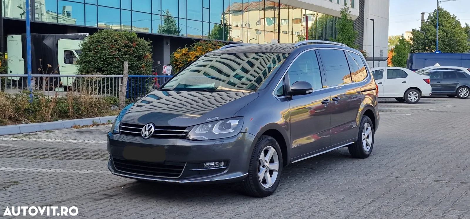 Volkswagen Sharan - 1