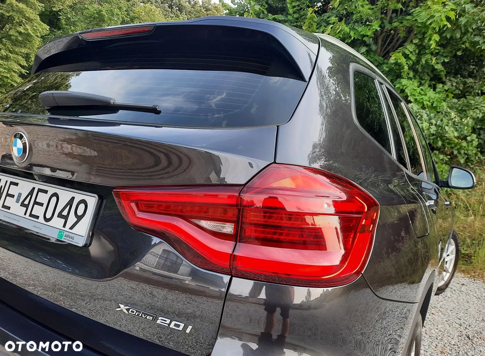 BMW X3 xDrive20i sport - 14