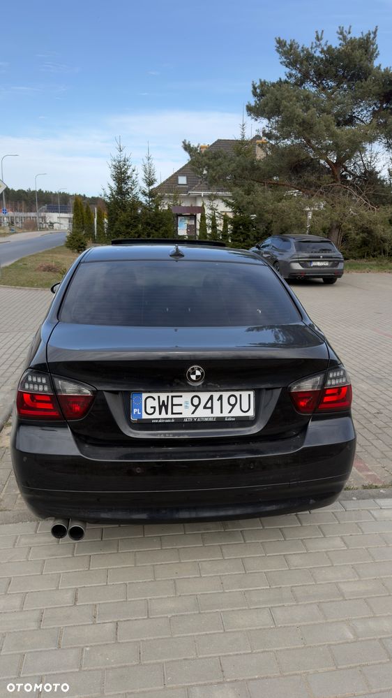 BMW Seria 3 325i - 10