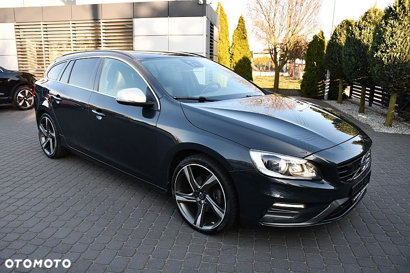 Volvo V60 D4 Geartronic RDesign - 31