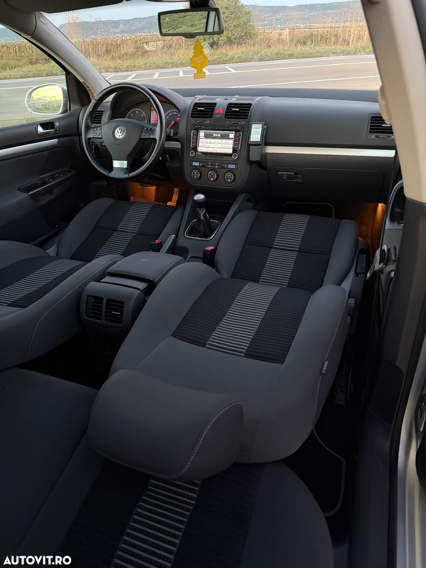 Volkswagen Golf 2.0 TDI Highline - 10